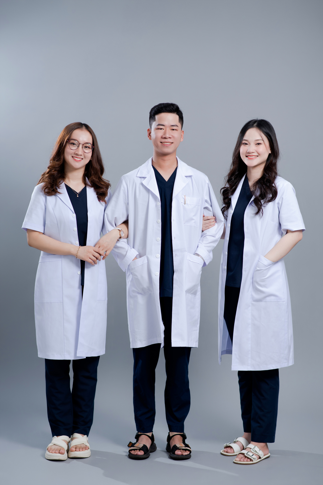 Chụp Ảnh Kỷ Yếu Nhóm BMT Đắk Lắk - Guu Studio